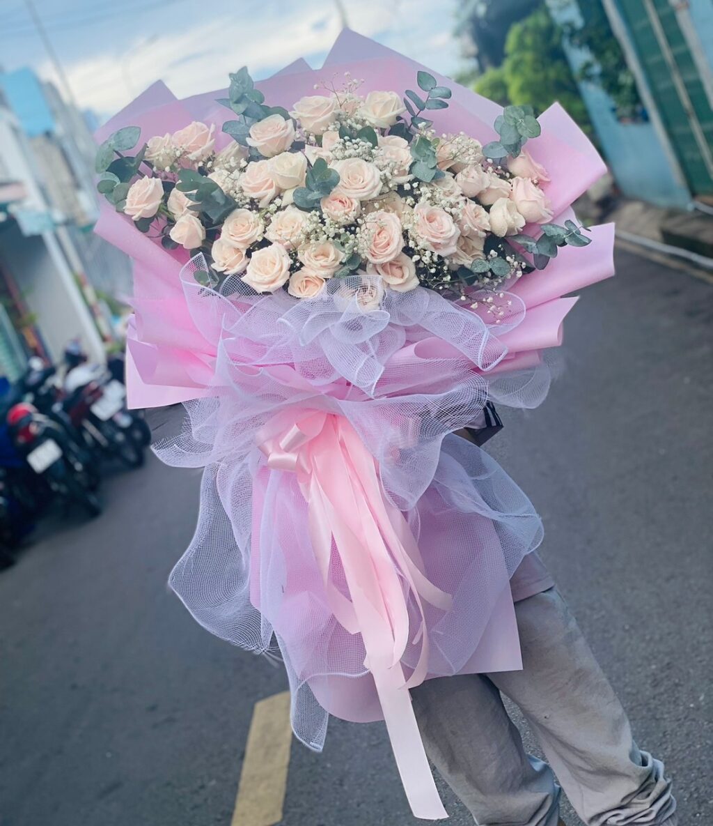 Bó hoa đẹp tại shop hoa Phường Phú Thuận Quận 7